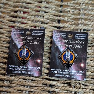 NASA Kennedy Space Center Mission Insignia Pins x 2 Nwt New